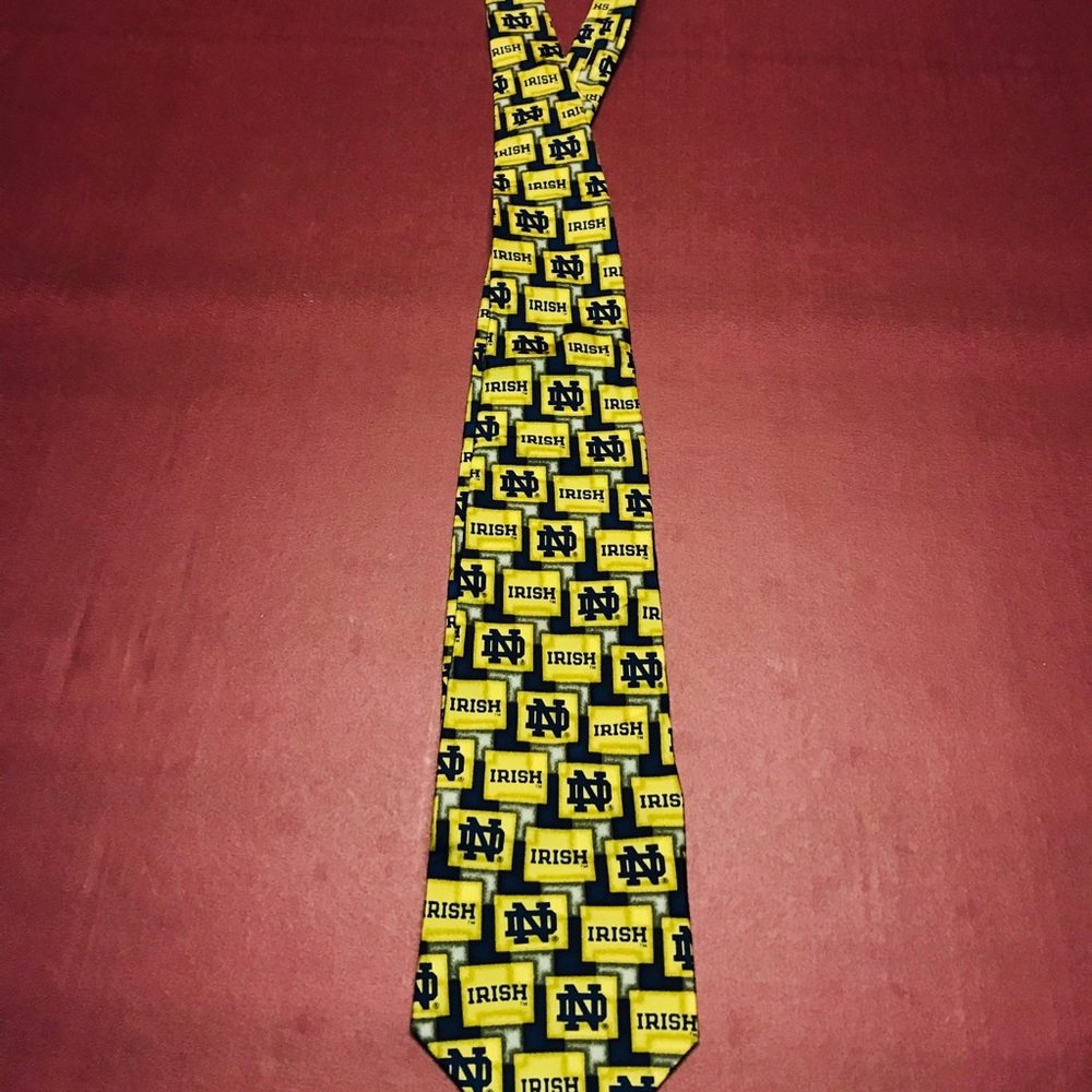 Norte dame tie
